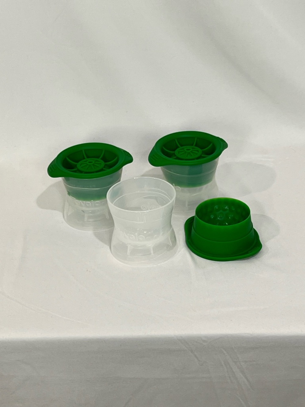 Tevolo Golf Ball Ice Mold set of 3 - perfect for Whiskey drinks